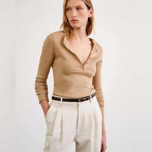 Nili Lotan Jordan Henley Tee Sz XS - Blonde - Picture 1 of 5